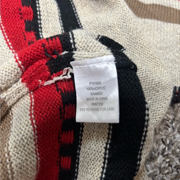 Absolutely Famous Red and Cream Hooded Cardigan Aztec print - Picture 6 of 11